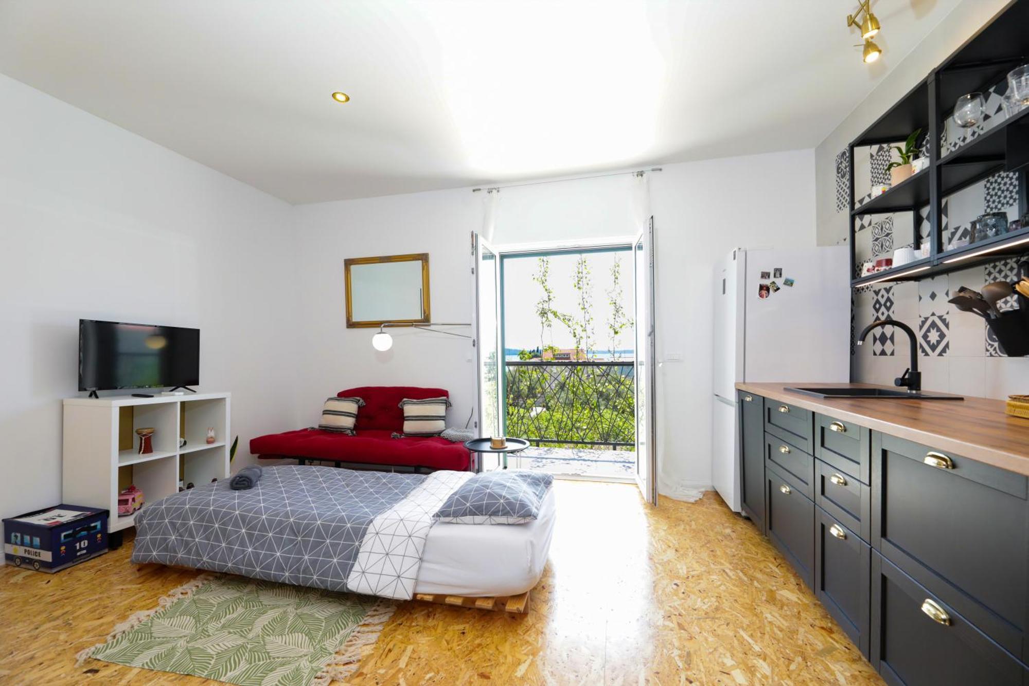 4-Star Apartments Bianco Kaštela Екстериор снимка